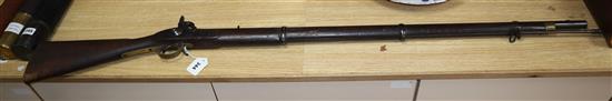 An 1864 Enfield percussion cap musket, length 138cm